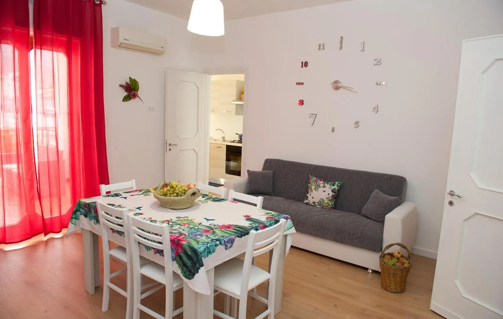 Casa Vacanze Ines Carini Holiday home